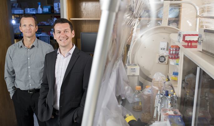 Eric Skaar, Ph.D., left, and Joseph Zackular, Ph.D., have discovered that too much dietary zinc alters the gut microbiome and increases susceptibility to C. diff infection. Credit: Vanderbilt University