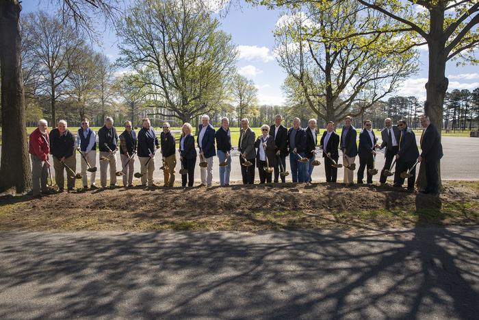 Groundbreaking for new building named for former Sen. Roy Blunt held at Fisher Delta Research, Extension and Education Center