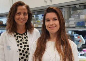 Left to right: Violeta Serra and Andrea Herencia, VHIO's Experimental Therapeutics Group