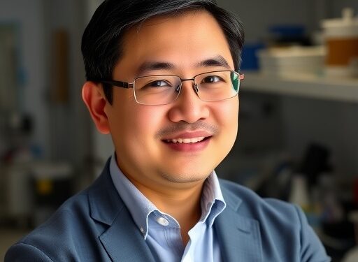 Professor Mengkun Liu Illuminates Light Research Breakthroughs
