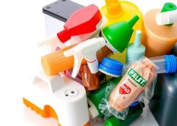 Advancing Closed-Loop Recycling: Enhancing Plastics Recovery from End-of-Life Vehicles — Technology and Engineering