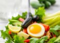 Long-Term Study Finds Plant-Forward, Low-Insulinemic Diets May Curb Weight Gain and Obesity Risk During Menopause — Biology