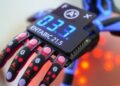 Electronic skin lets prosthetics sense temperature and pressure, researchers report