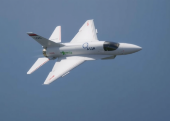 Bendy Missiles: New Study Reveals How Flexibility Shapes Supersonic Flight Stability