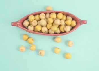 Chickpea Varieties Reveal Metabolic Secrets of Zinc Tolerance