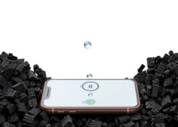 Discarded Phone Batteries Turned Into Water-Purifying Carbon