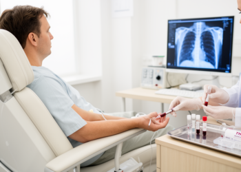 Prospective cohort links thyroid markers to lung cancer immunotherapy toxicity