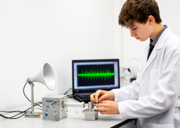 High-School Student Leads Terahertz Physics Study