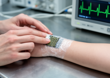 Cold-sprayed graphene sensor detects pulse in one-person test