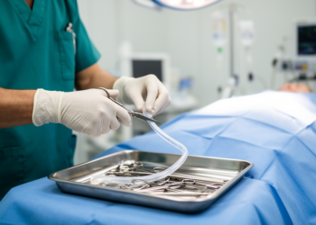 Cut Chest Tube Offers Less Invasive Alternative to Fenestration in Two Empyema Cases