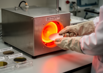 Rapid Thermal Annealing at 600 Degrees Celsius Unlocks the Best Ferroelectric Performance in Ultrathin Hafnium Zirconium Oxide Films