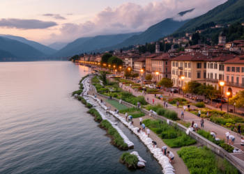 Research report: Disaster-resilient communities against floods: the “swarm” concept as a frame for effective small-size cooperative and distributed measures working at the urban scale: a design simulation for Como