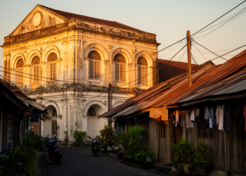 Colonial buildings and kampungs together form Surabaya's hybrid urban heritage, study finds