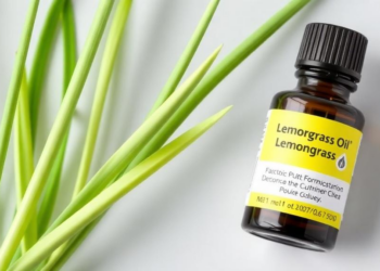 Lemongrass Oil Formulations Kill Skin Mites Fast in Lab Tests