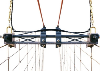 Suspender Forces Push Suspension Bridge Cable Clamp Types in Opposite Directions