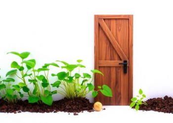 Keystone Pathogens Open the Door for Plant Disease Complexes