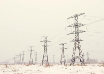 Ice and Wind Are Breaking Power Grids: New Review Maps the Fight to Predict Tower Failures