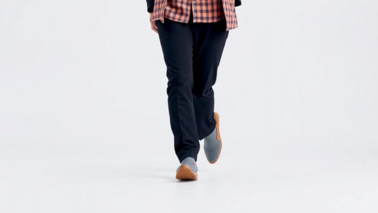 Walking Isn't Always Rhythmic: Slow Gait Switches to a Discrete Control Mode, Study Finds