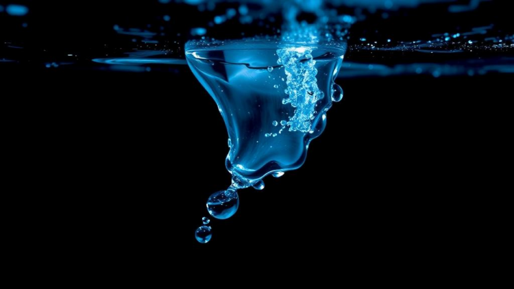 Water's Hidden Shape Reveals the Trigger Point That Spreads Dementia Proteins
