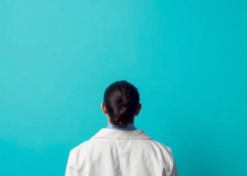 England's Mental Health Trusts Struggle to Make New NHS Roles Work, Leaders Reveal