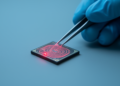 Chip-scale optical gyroscope detects rotation as slow as 37 degrees per hour