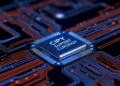 Light-Powered Learning: Chip Trains Itself With Physical Gradient Descent