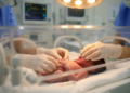 Early feeding may be safe for the smallest preterm babies, study in Colombia finds