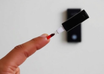 Fingertip Blood Sampling Device Outperforms Rival in HIV Monitoring Trial in Zambia